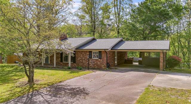 Photo of 500 Brookwood Acres Dr, North Wilkesboro, NC 28659