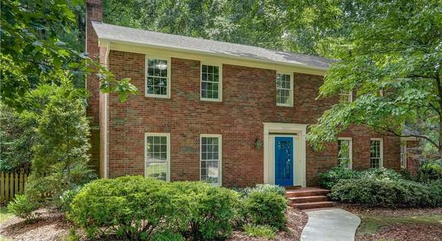 Photo of 3802 Round Hill Rd, Greensboro, NC 27408