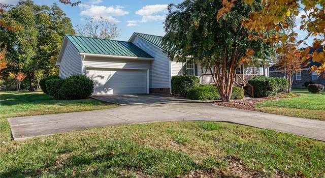 Photo of 4309 Farlow Dr, Greensboro, NC 27406