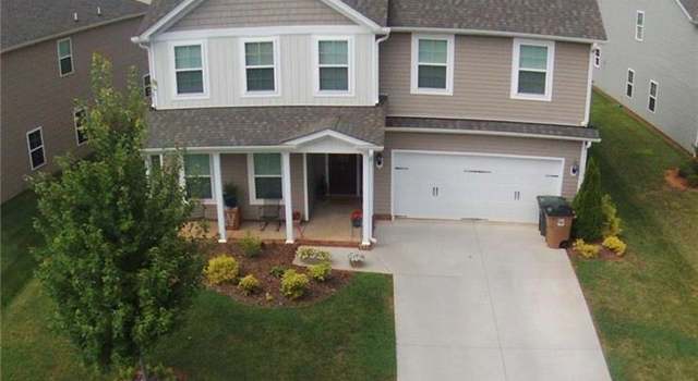 Photo of 5 Harvest Oak Ct, Greensboro, NC 27406