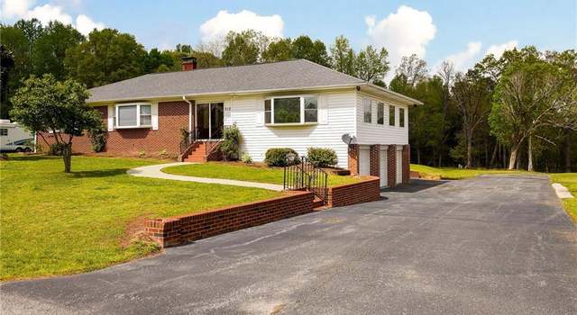 Photo of 212 Cecil St, Thomasville, NC 27360