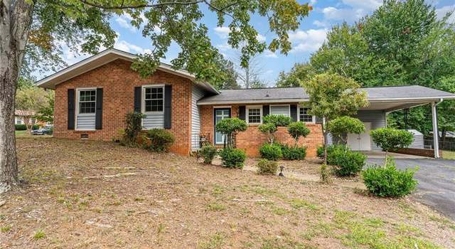 Photo of 2325 Blecker Dr, Winston Salem, NC 27107