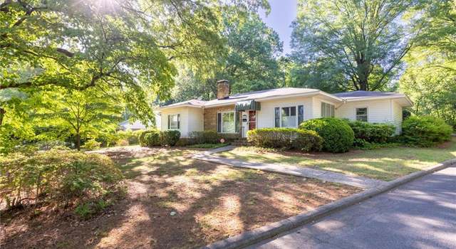 Photo of 1917 Efland Dr, Greensboro, NC 27408