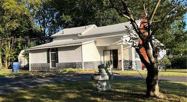 Photo of 2206 Olive Dr, Reidsville, NC 27320