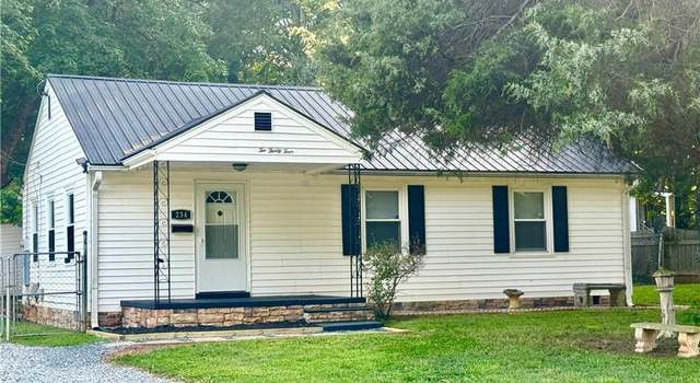 Photo of 234 E Clemmonsville Rd, Winston Salem, NC 27107
