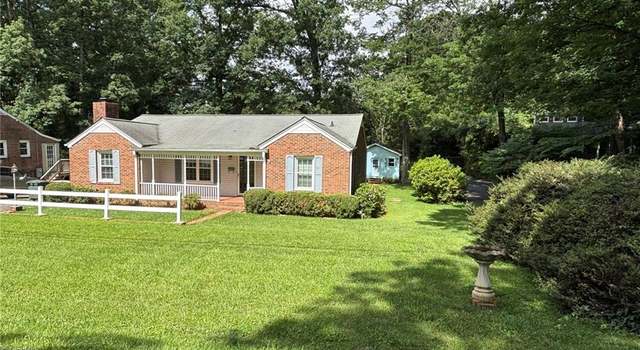 Photo of 3203 Nathanael Rd, Greensboro, NC 27408