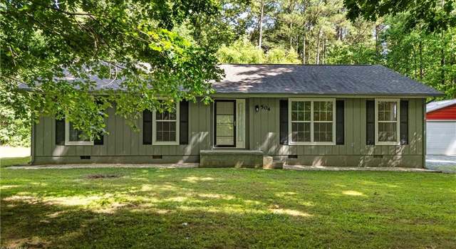 Photo of 504 Carl Dr, Chapel Hill, NC 27516