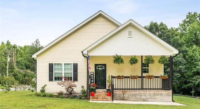 Photo of 301 Valley Dr, High Point, NC 27260