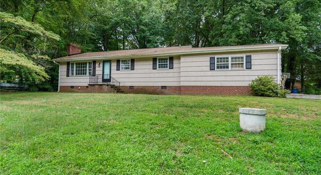 Photo of 113 Granada Ct, Winston-salem, NC 27105