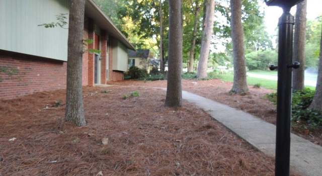 Photo of 4207 Lake Cliff Dr, Clemmons, NC 27012