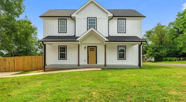Photo of 2500 Lomond St, Winston Salem, NC 27127