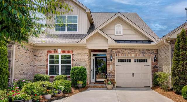 Photo of 2929 York Place Dr, Walkertown, NC 27051