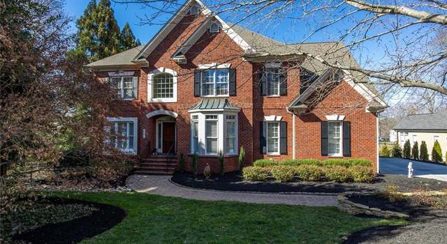 Photo of 401 Cross Vine Ln, Greensboro, NC 27455