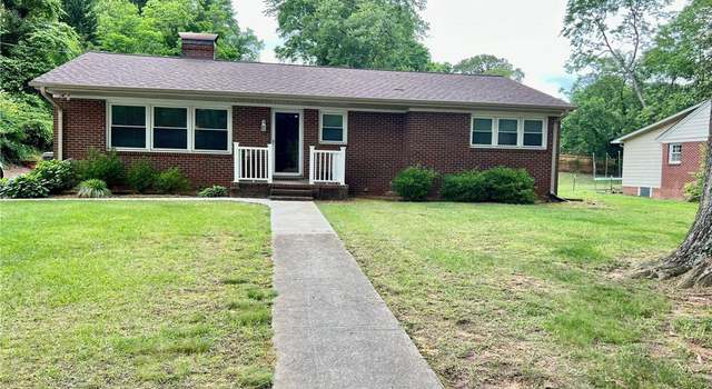 Photo of 812 Russell Ave, Reidsville, NC 27320