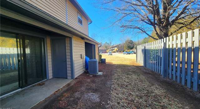 Photo of 400 Vista Cir Unit B, Winston-salem, NC 27106