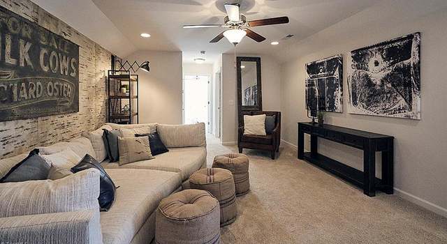 Photo of 4469 Sapphire Ct, Clemmons, NC 27012