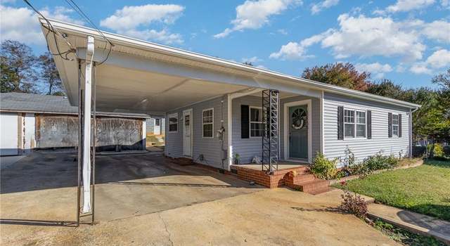 Photo of 411 Greenlawn Dr, Asheboro, NC 27203