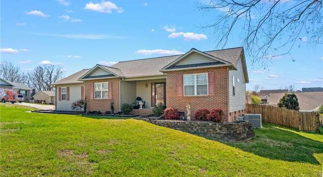 Photo of 101 Erica Dr, Archdale, NC 27263