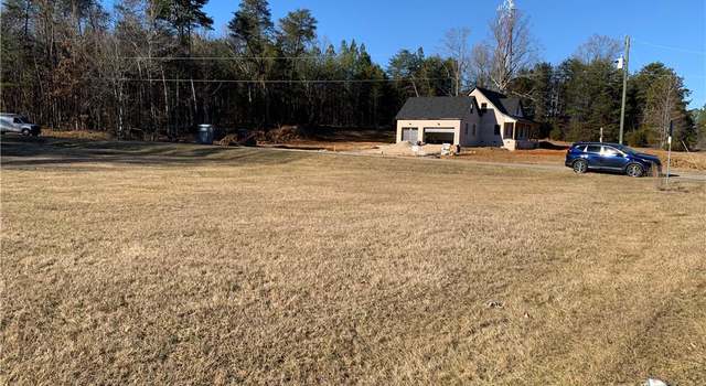 Photo of 510 Bunker Hill Rd, Colfax, NC 27235