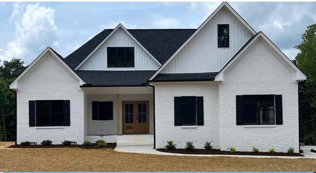 Photo of 174 Mitchell Rd, Reidsville, NC 27320