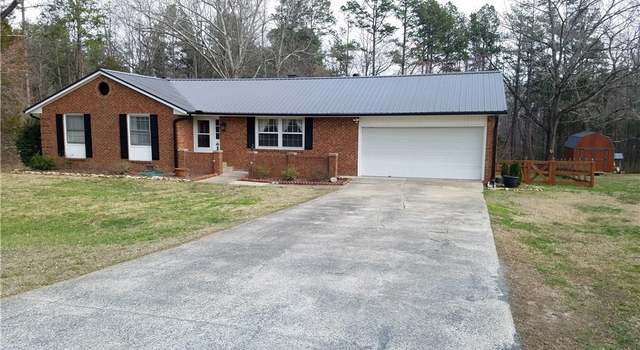 Photo of 7027 Hemphill Rd, Julian, NC 27283