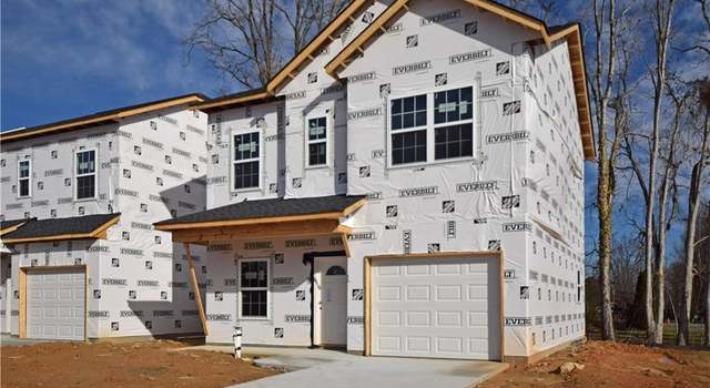 Photo of 3400 Littlefield Way, Greensboro, NC 27405