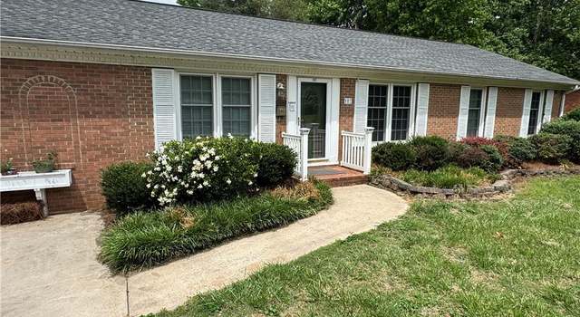 Photo of 227 Woodhaven Dr, Lexington, NC 27295