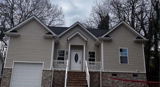 Photo of 1730 Bramblebrook Ln, Winston-salem, NC 27105
