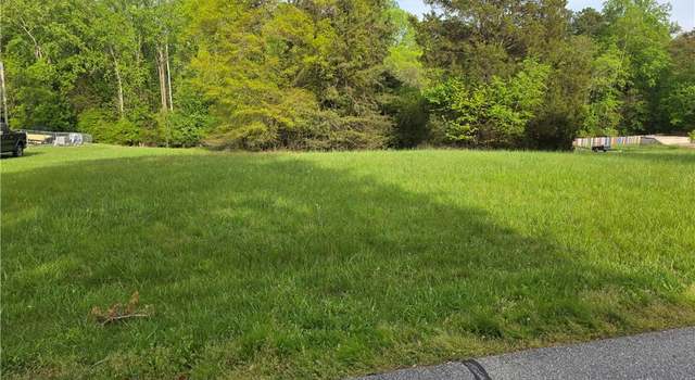 Photo of 0 Salem Lake Rd, Winston-salem, NC 27107