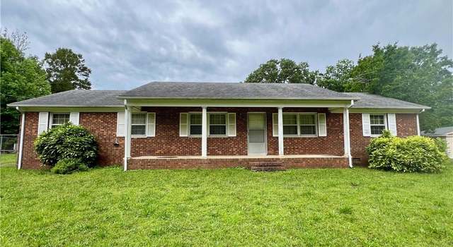 Photo of 5261 Windemere Cir, Trinity, NC 27370