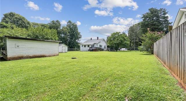 Photo of 1725 Ivanhoe St, Winston-salem, NC 27107
