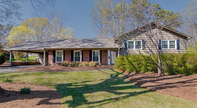 Photo of 3011 Saint Claire Rd, Winston-salem, NC 27106