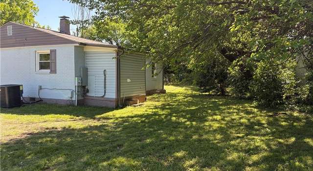 Photo of 1613 E Martin Luther King Jr Dr, High Point, NC 27260