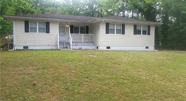 Photo of 2002 Randall St, Greensboro, NC 27401