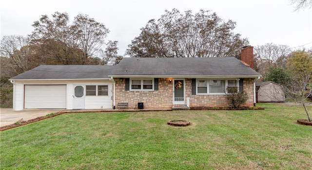 Photo of 572 Wright Rd, Kernersville, NC 27284
