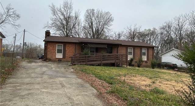 Photo of 1318 Lion St, Greensboro, NC 27406