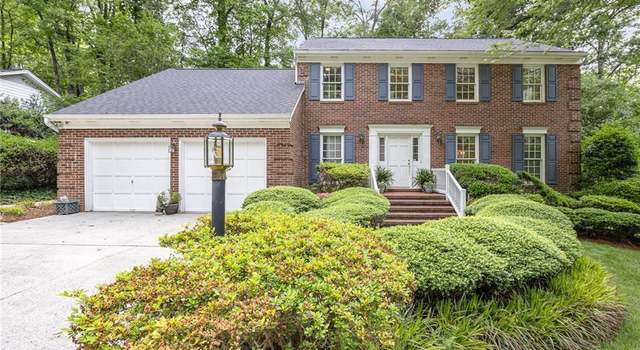 Photo of 1808 Dunleith Way, Greensboro, NC 27455