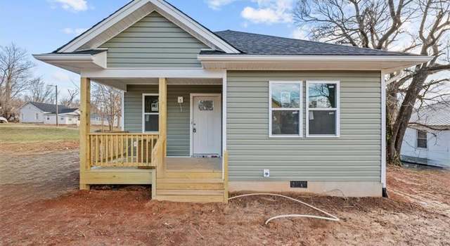 Photo of 425 Cadillac St, Winston-salem, NC 27101