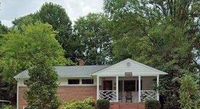 Photo of 2605 Overbrook Dr, Greensboro, NC 27408