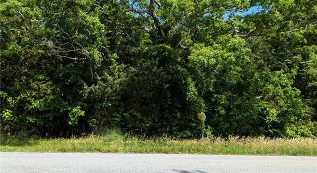 Photo of 5798 Drake Rd, Greensboro, NC 27406