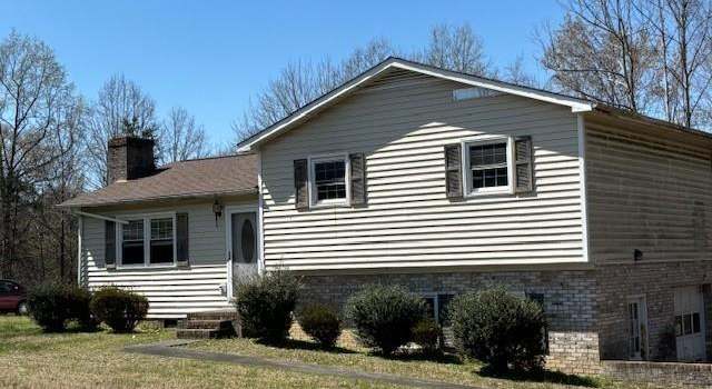 Photo of 165 Rockaway Dr, Winston-salem, NC 27107