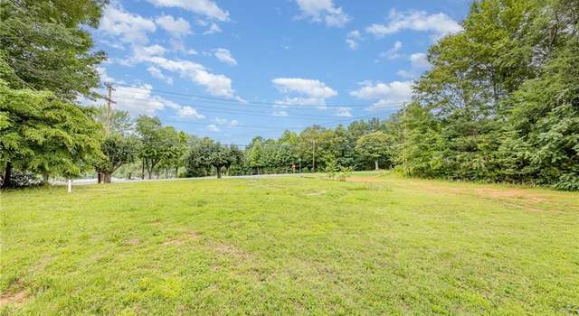 Photo of 450 Sanford Ave, Mocksville, NC 27028
