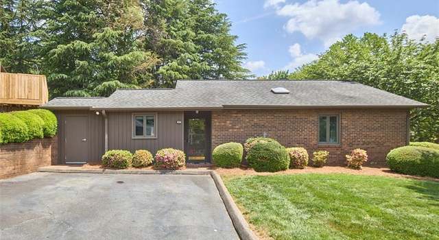 Photo of 106 Stonemoor Dr, Winston-salem, NC 27104