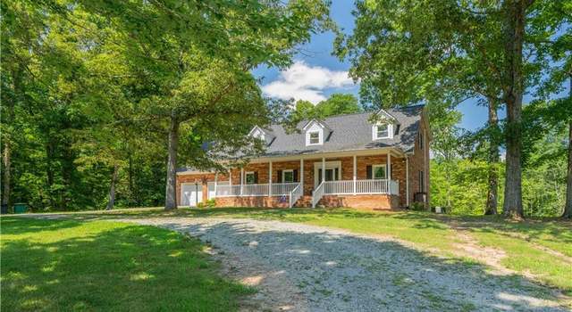 Photo of 3193 Piney Mountain Rd, Walnut Cove, NC 27052