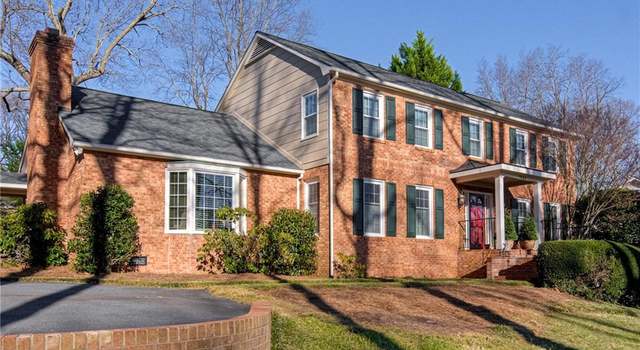 Photo of 1046 Englewood Dr, Winston-salem, NC 27106