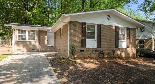 Photo of 2315 Regency Dr, Greensboro, NC 27407