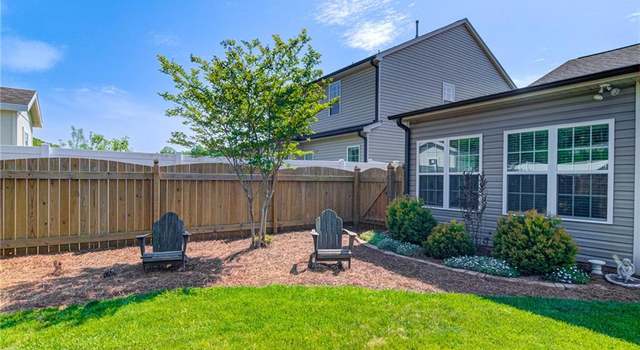Photo of 6236 Hampton Chase Dr, Clemmons, NC 27012