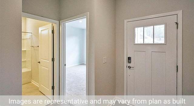 Photo of 4456 Sapphire Ct, Clemmons, NC 27102