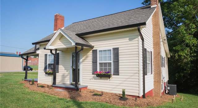 Photo of 5366 Mountain View Rd, Hays, NC 28635