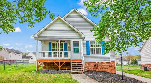 Photo of 2112 Hogan Point Dr, Winston-salem, NC 27127